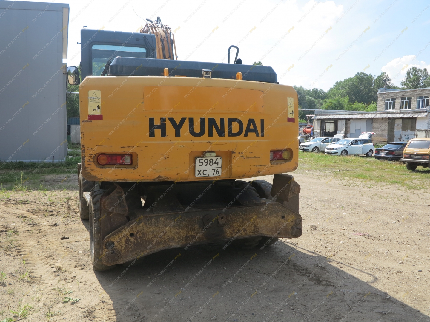 Hyundai R140W-7A [6]
