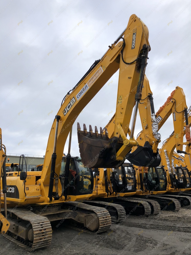 JCB JS 205 [1]