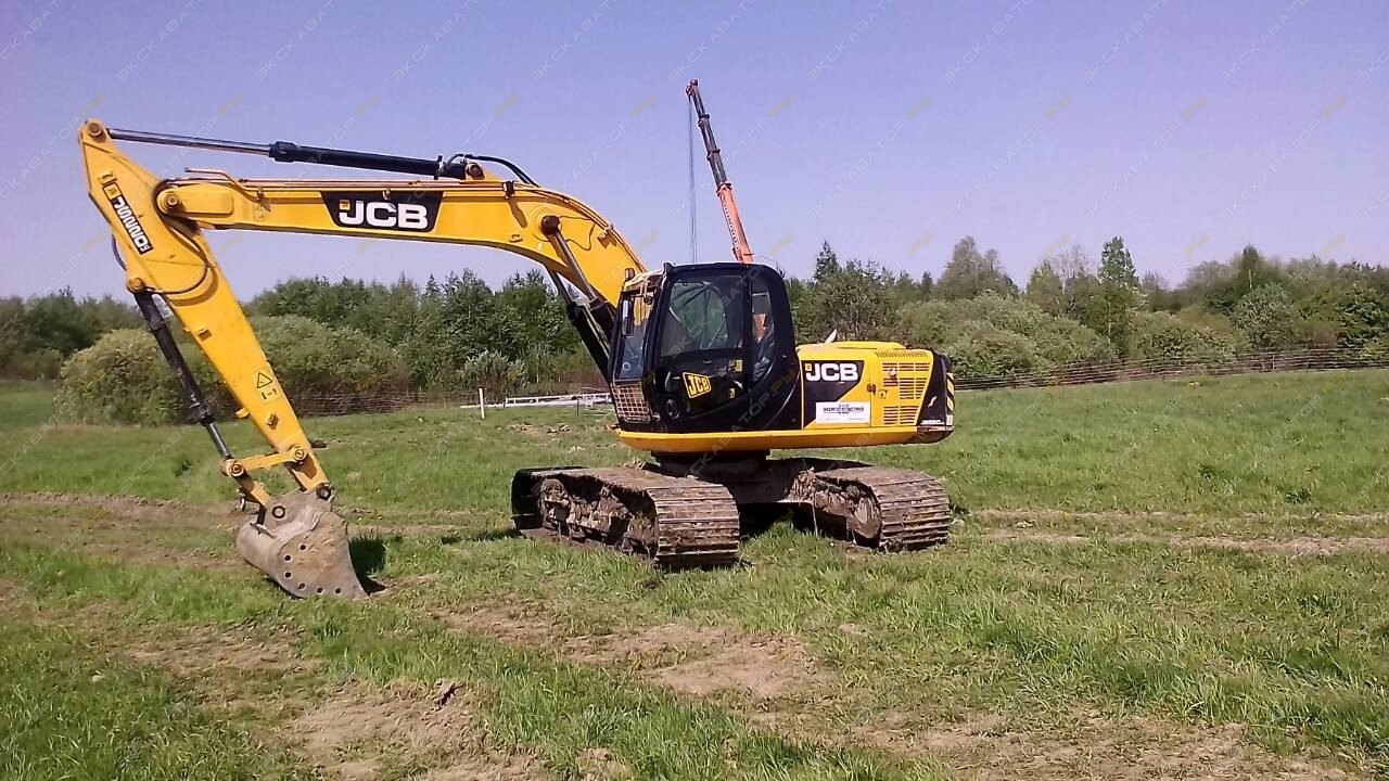 JCB JS 220 LC [2]