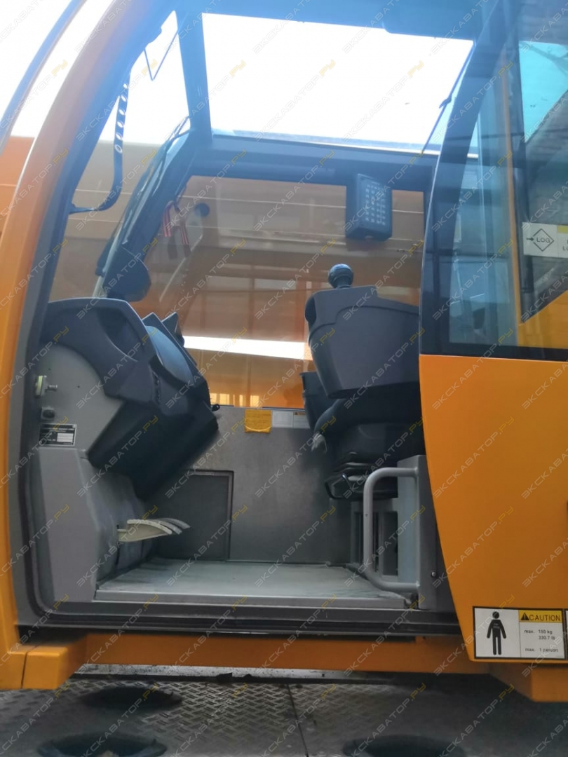 Liebherr LTM 1040-2.1 [9]