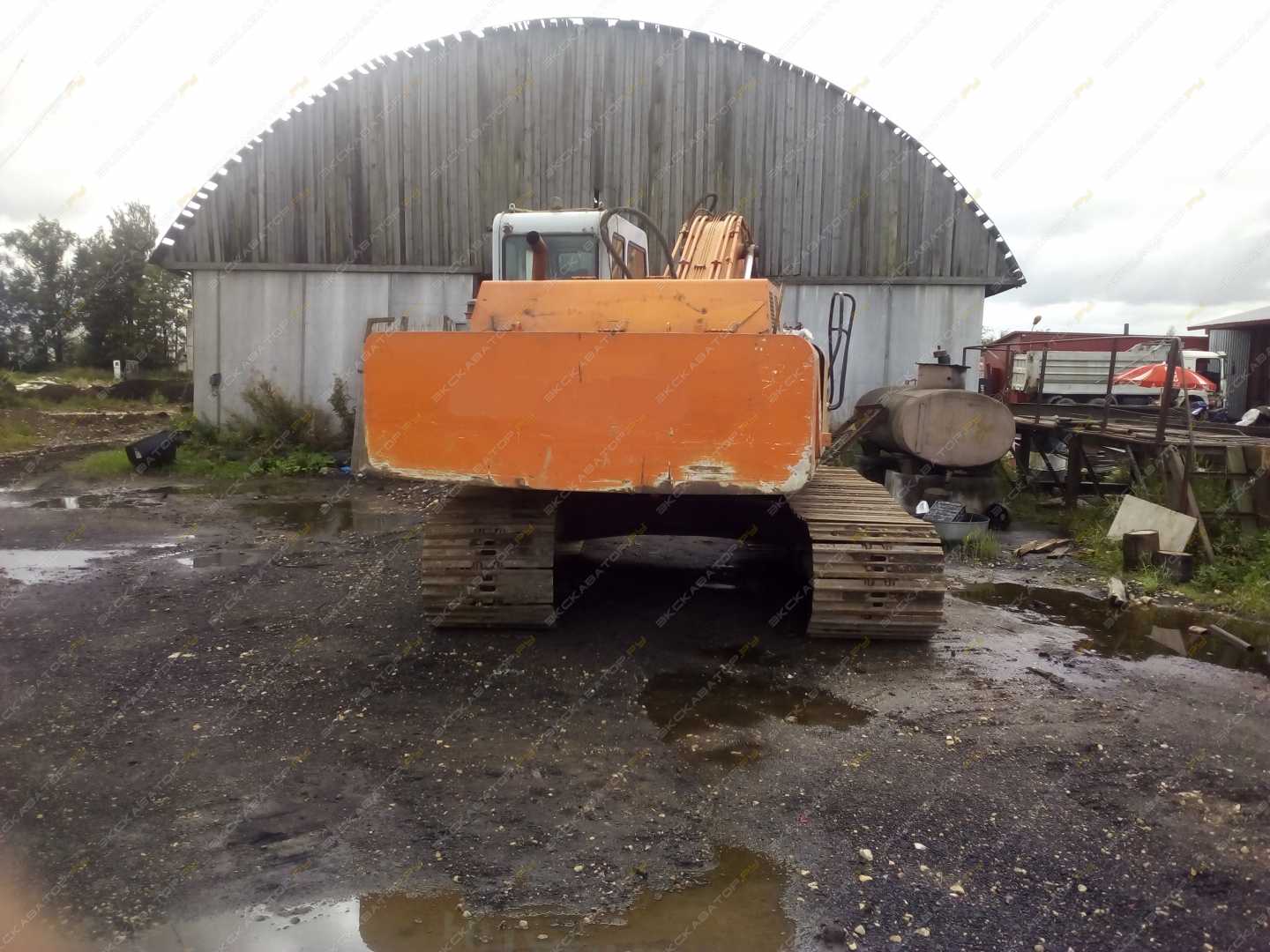 Hyundai R 220LC-9S [8]