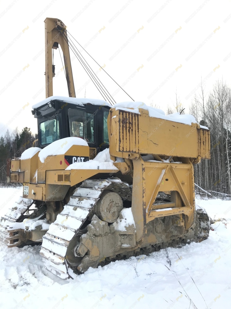 Caterpillar 587R [1]