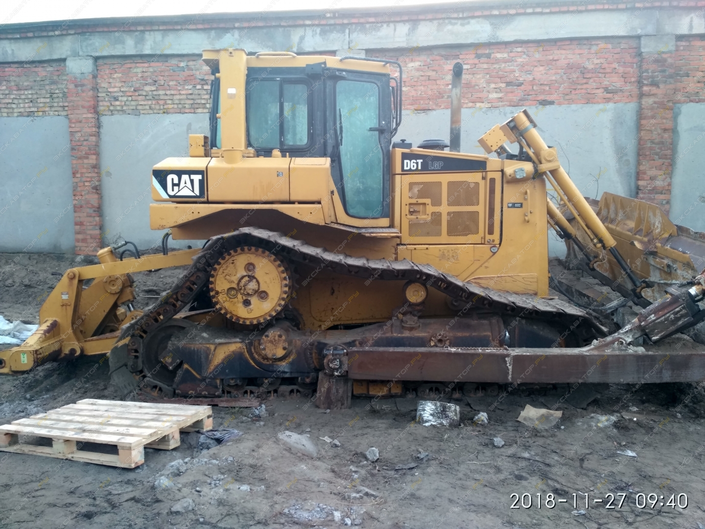 Caterpillar D6T LGP S [2]