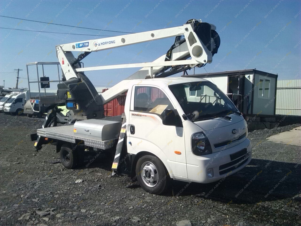 Horyong SKY 210A [4]