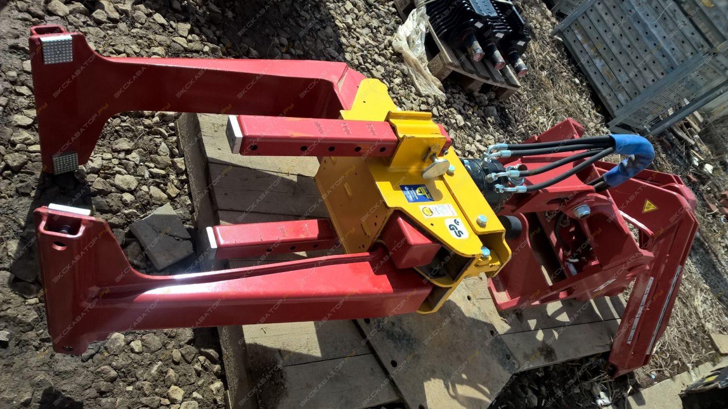 Liebherr A 900 C Litronic [1]