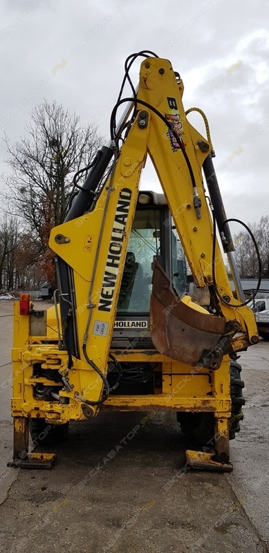 New Holland LB115B [5]