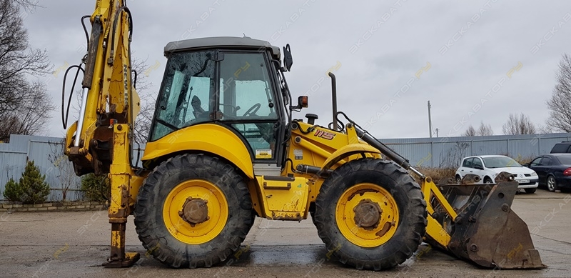 New Holland LB115B [0]