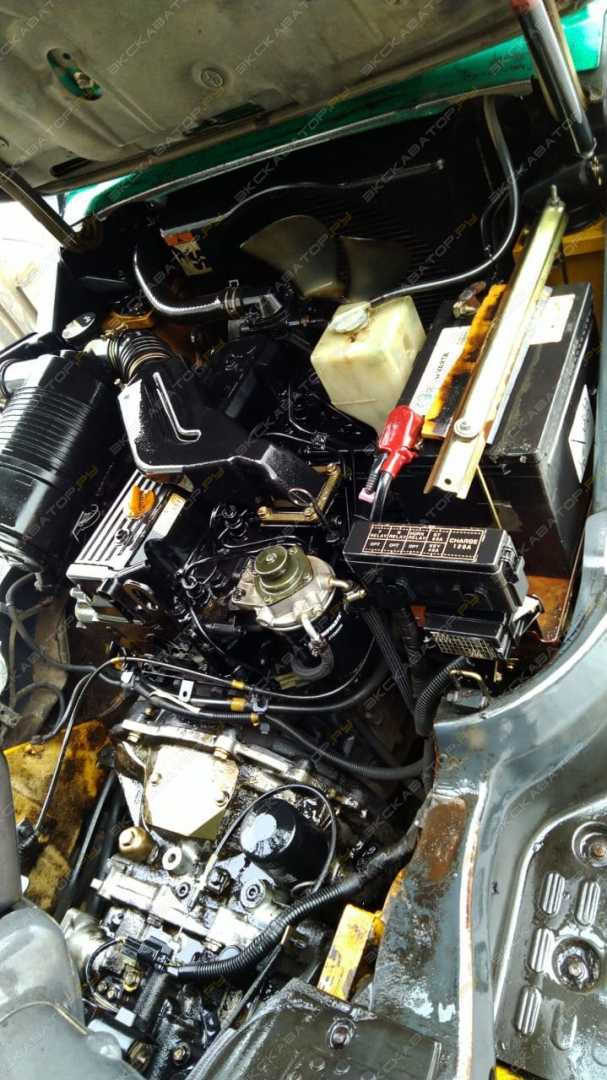 Komatsu FD25T-17 [3]