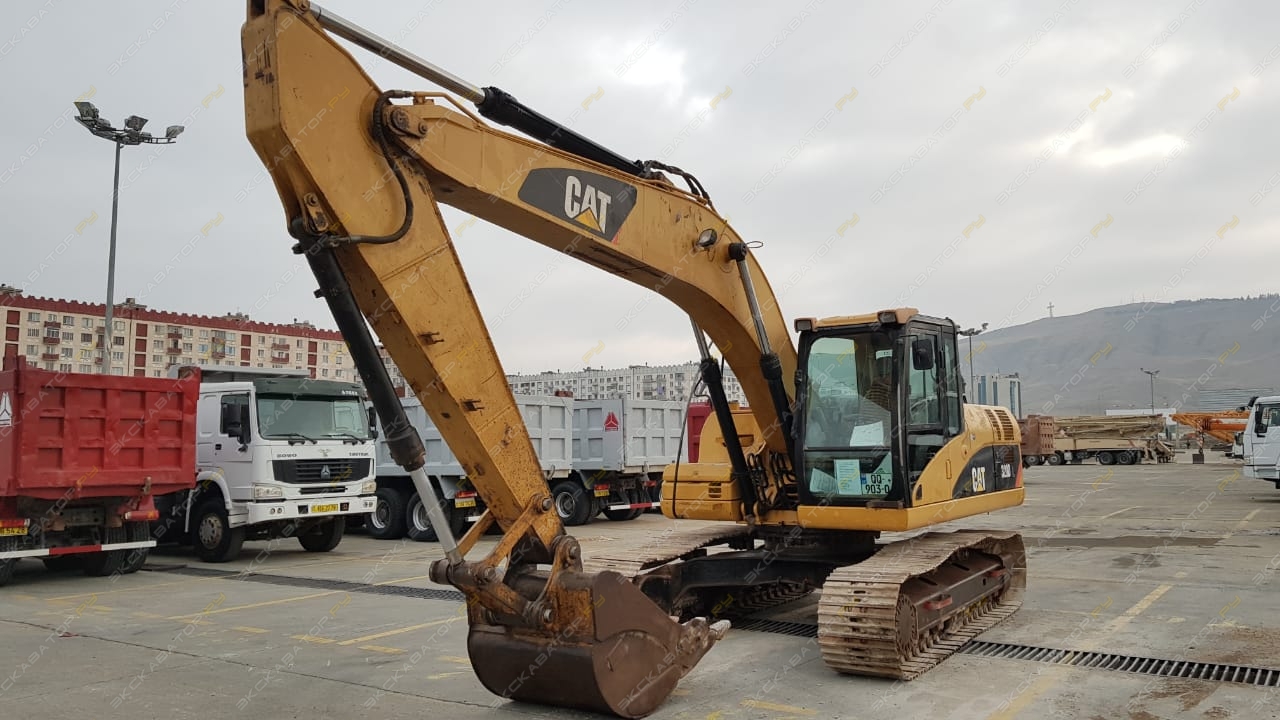 Caterpillar 320D L [5]