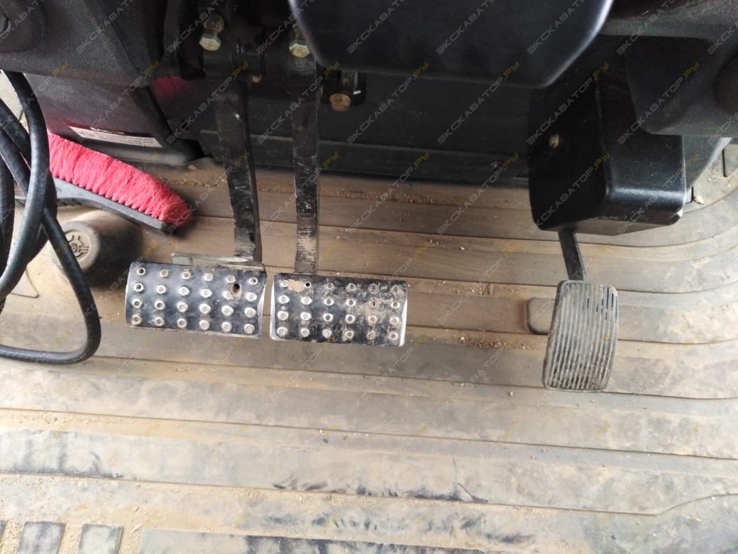 John Deere 325K [3]