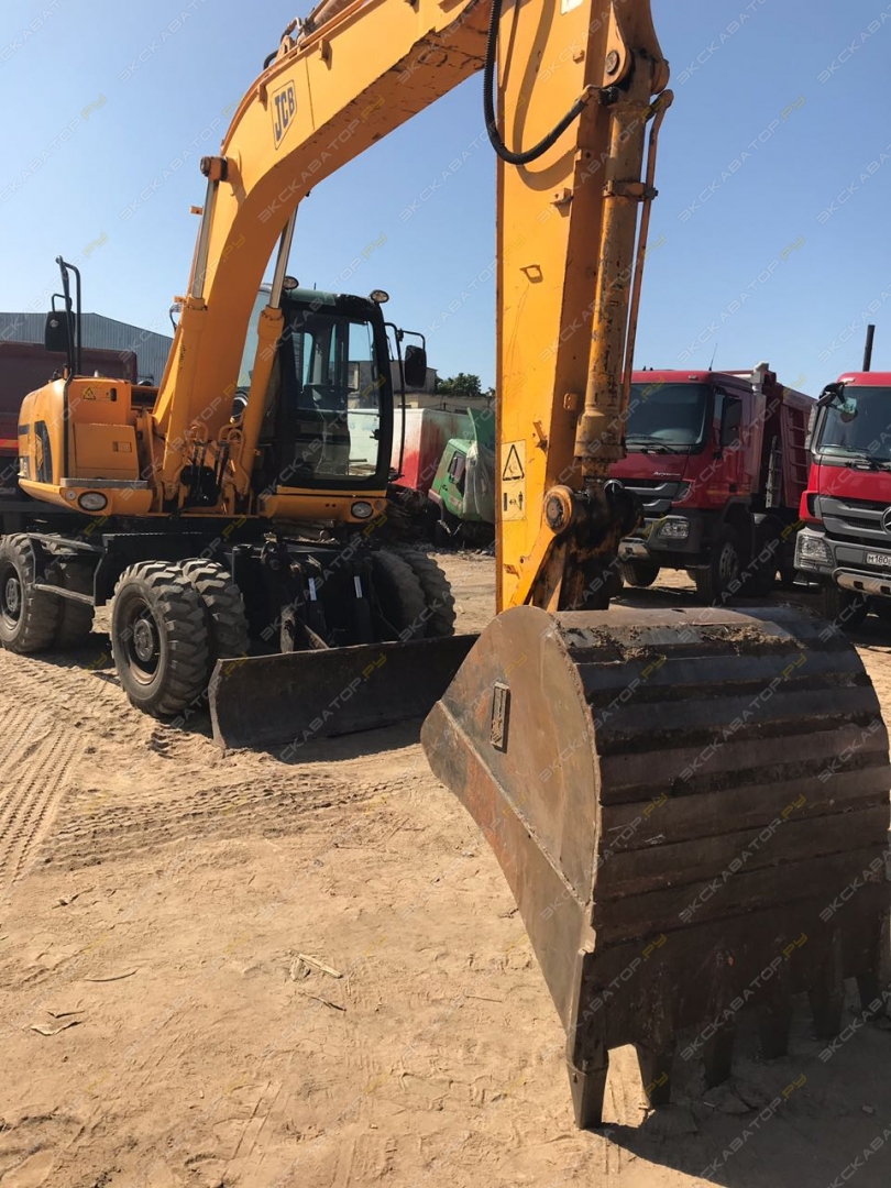 JCB JS 160W [4]