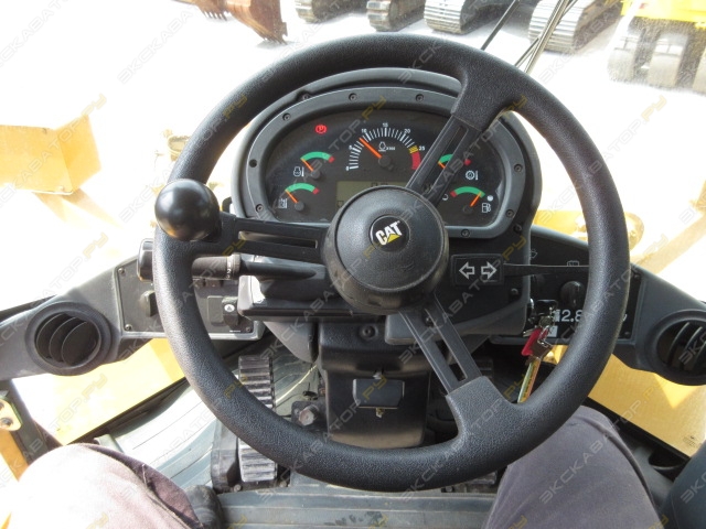 Caterpillar 938H [2]
