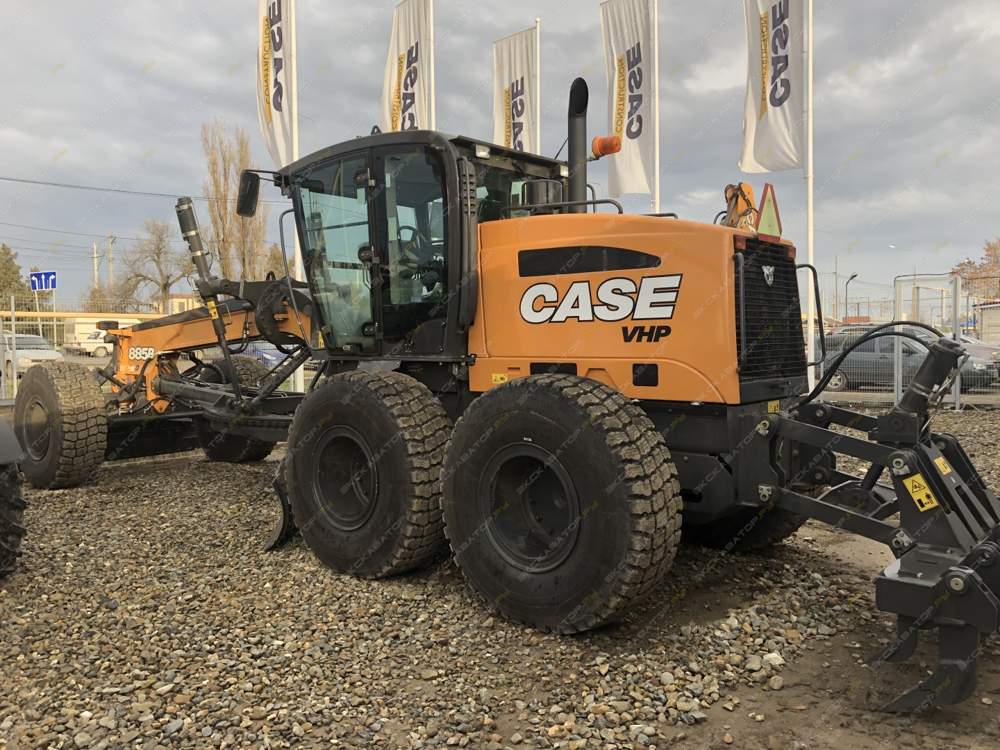 Case 885B [1]