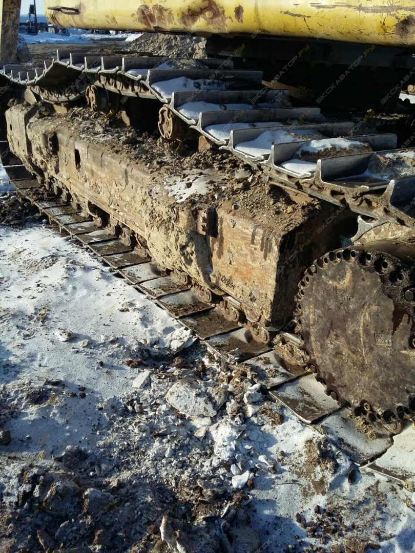 Komatsu PC400-6 [5]