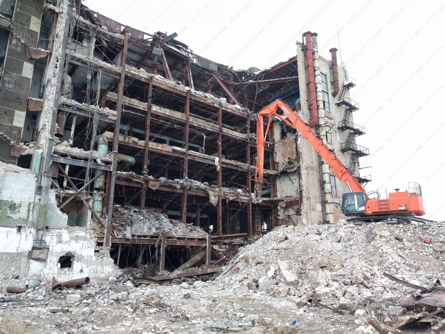 ZX480LC-3 Demolition [2]