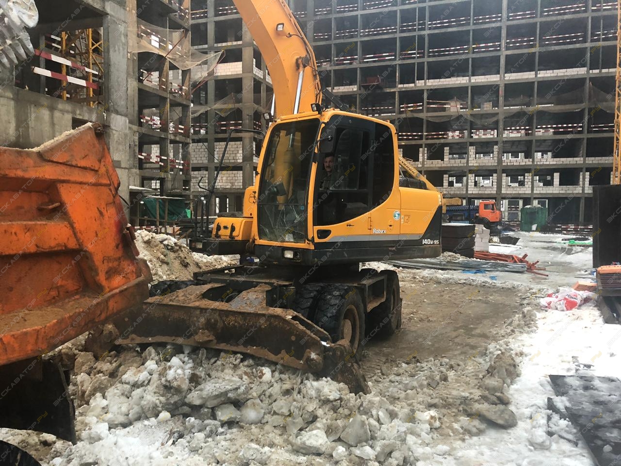 Hyundai R140W-9S [2]