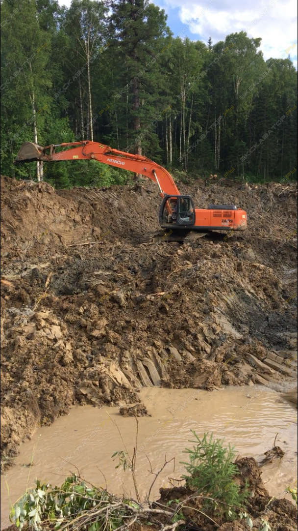 Hitachi ZX330LC [0]