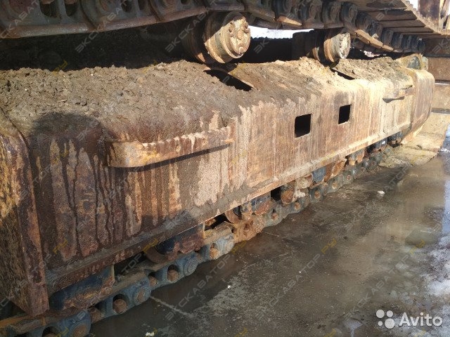 Caterpillar 330D [14]