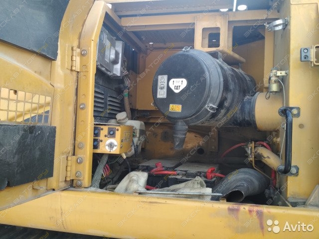 Caterpillar 330D [7]