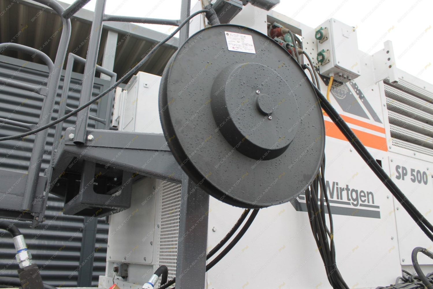 Wirtgen SP 500 [54]