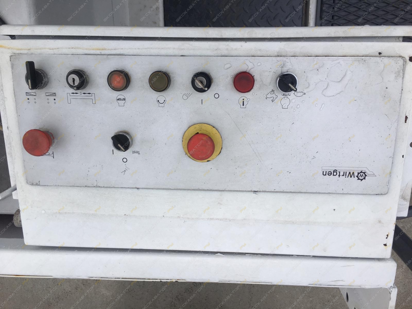Wirtgen SP 500 [66]