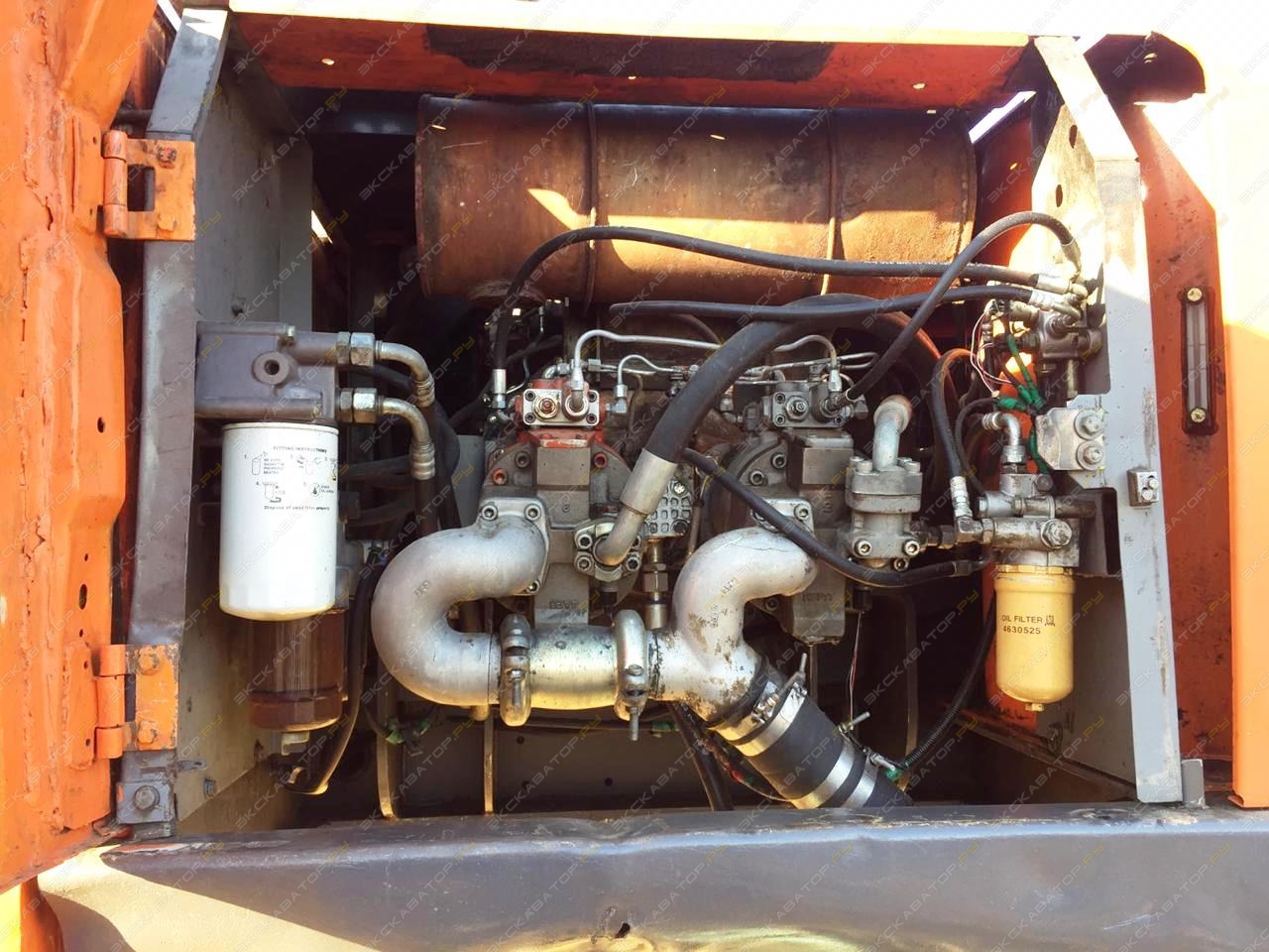 Hitachi ZX330 [6]