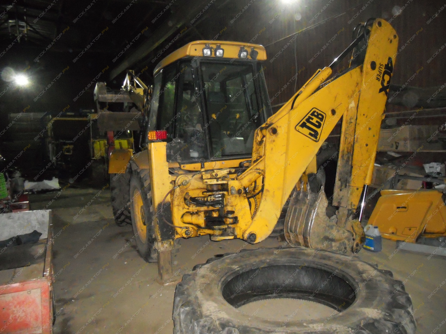 JCB 4CX [11]