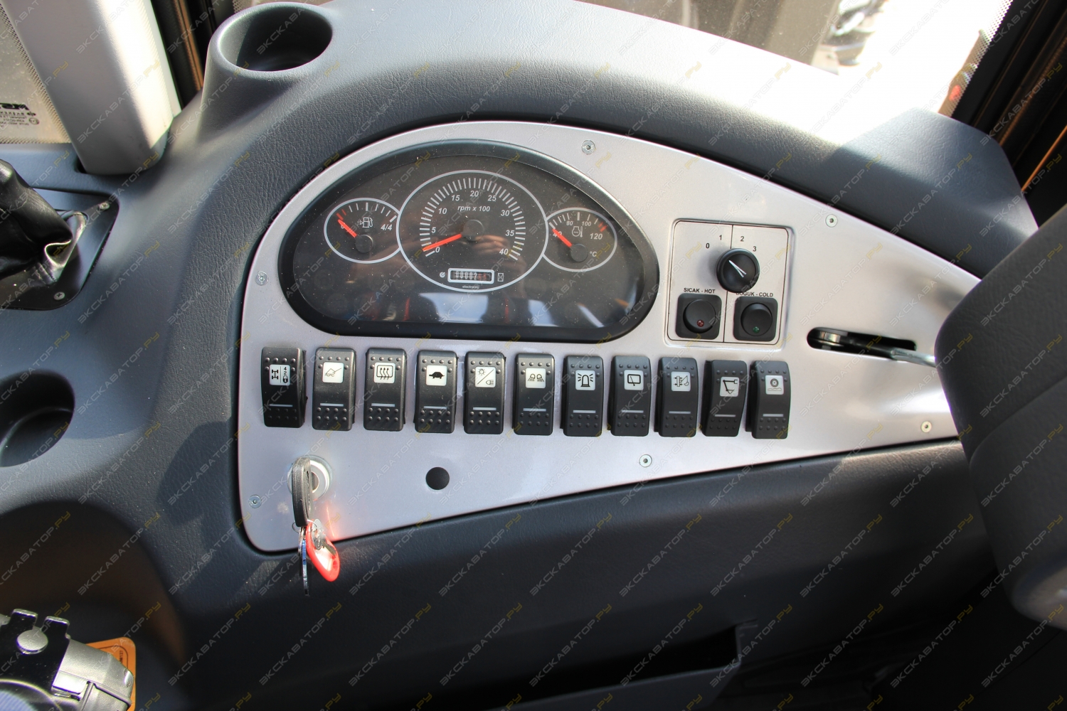 MST M544 [8]