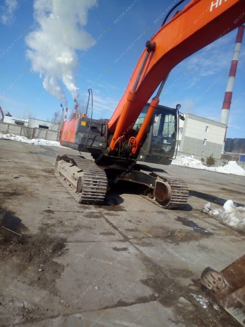 Hitachi ZX330 [4]
