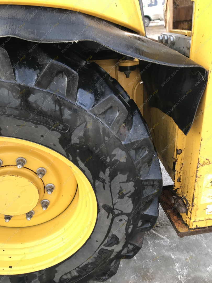 Komatsu WB93R-5 [5]