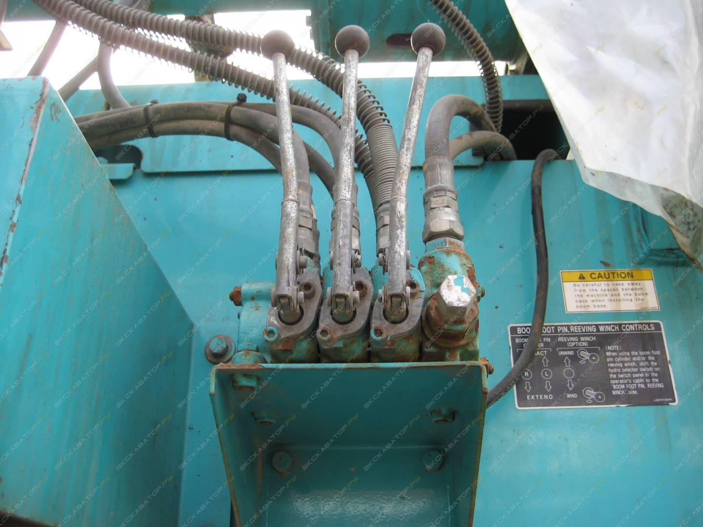 Kobelco CKE1800-1F [5]