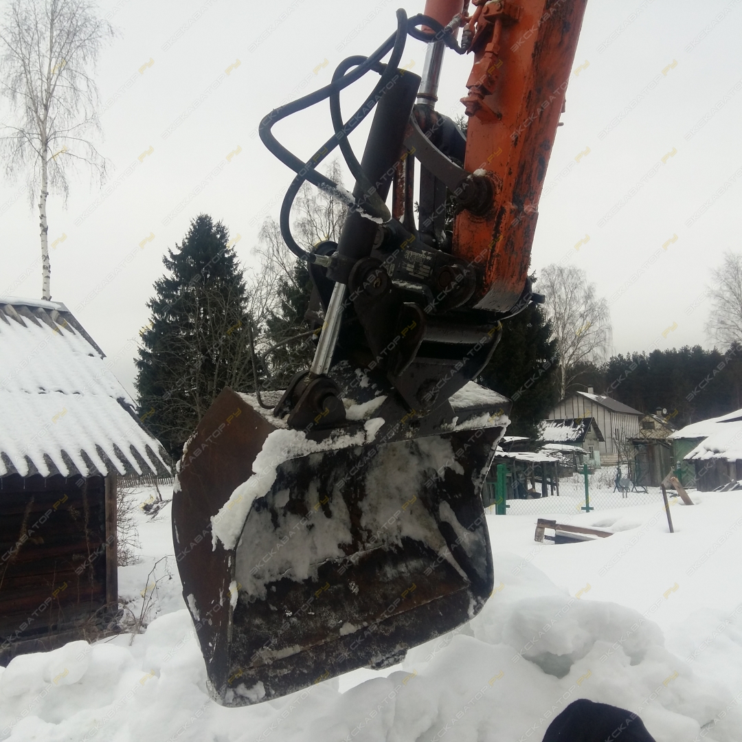 Hitachi EX60 [1]