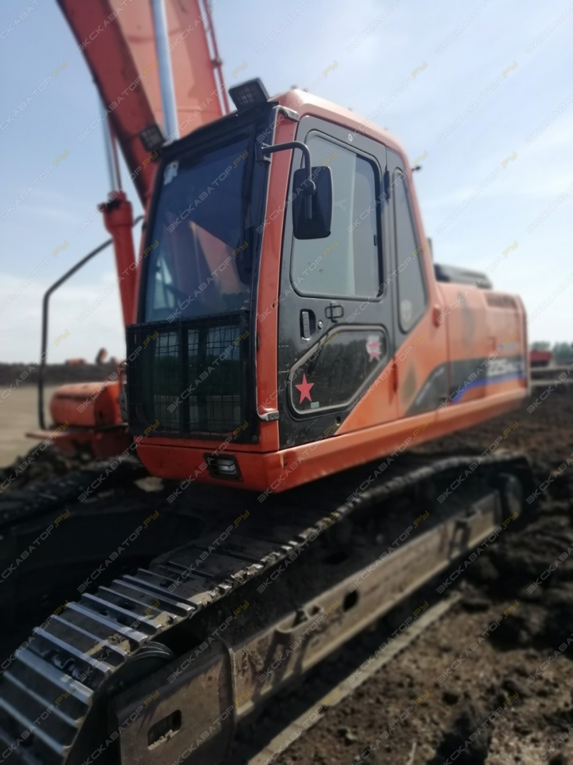 Daewoo SOLAR 225NLCV [2]