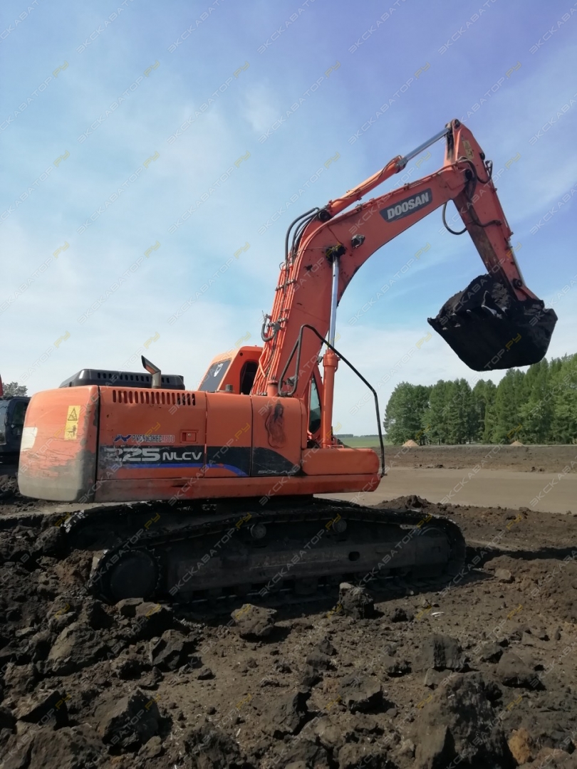 Daewoo SOLAR 225NLCV [1]