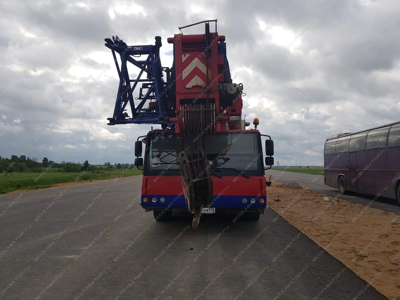 Liebherr LTM 1200-5.1 [7]