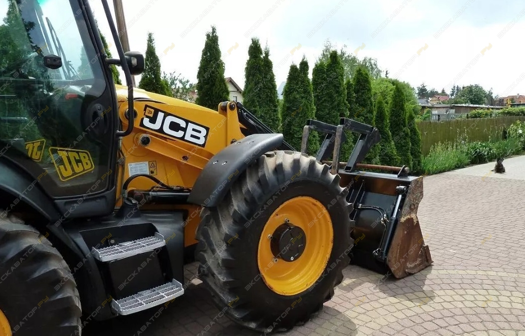 JCB 4CX [7]