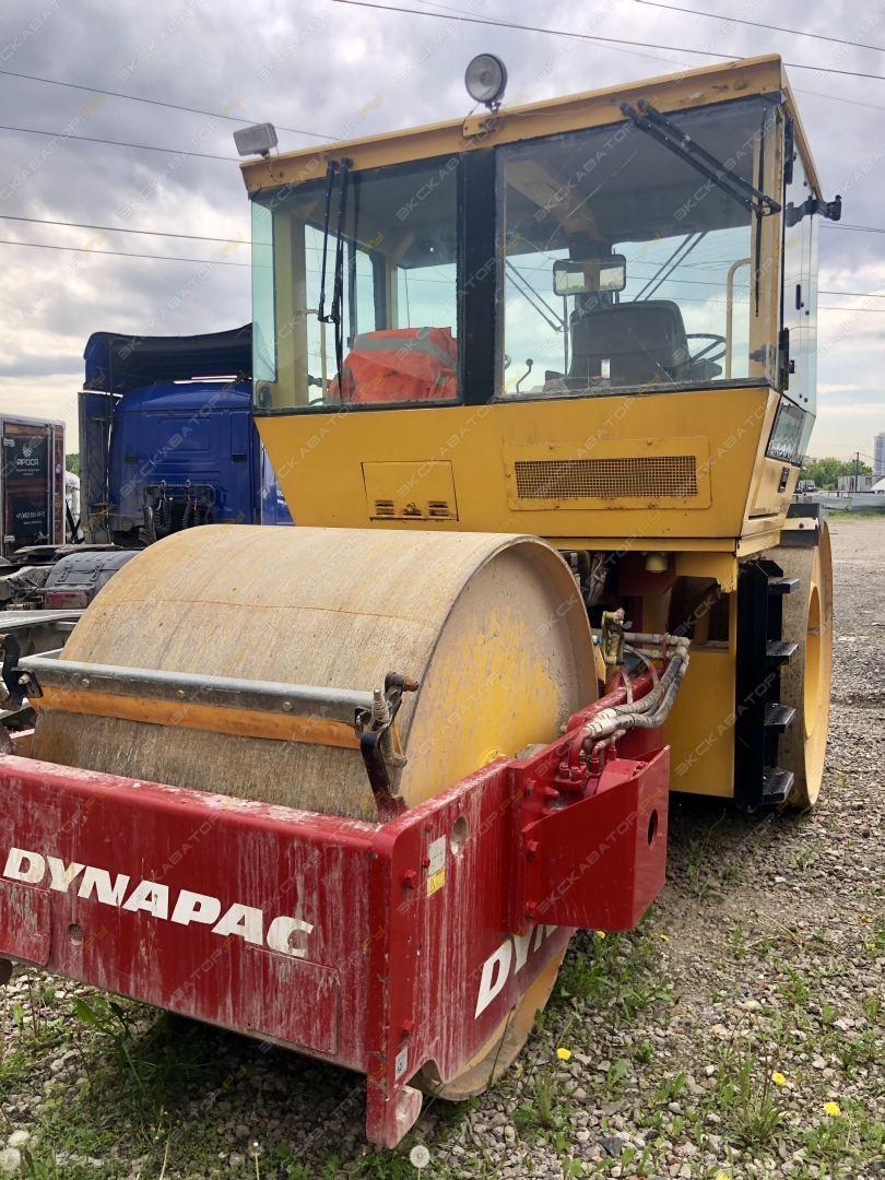 Dynapac CS142 [14]