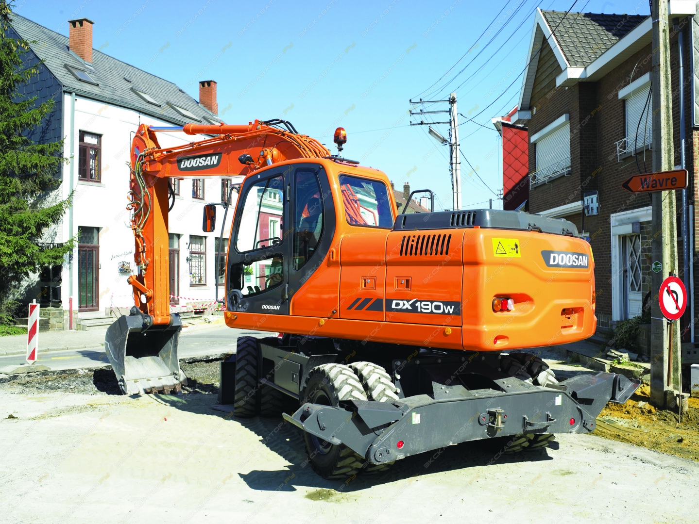 Doosan DX190W [6]