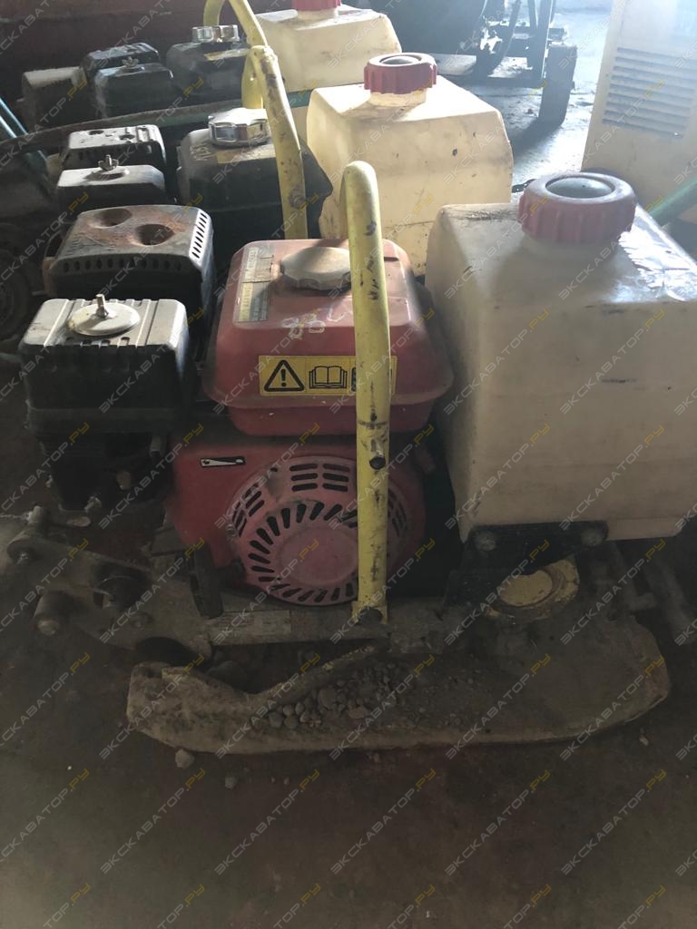 Ammann AVP 1240 Honda [1]