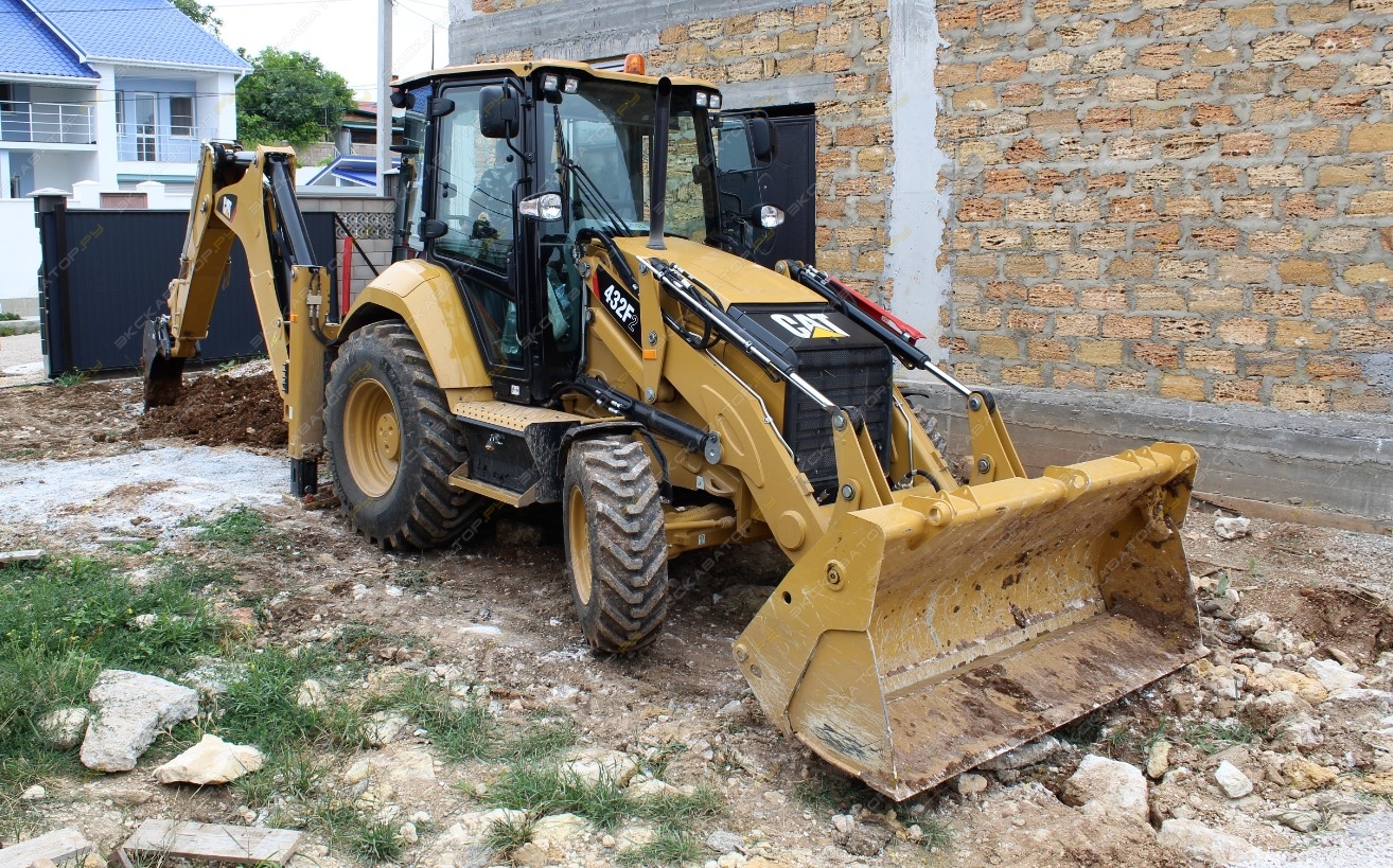Caterpillar 432F2 [2]