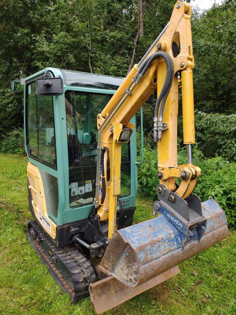 Yanmar SV16 [2]