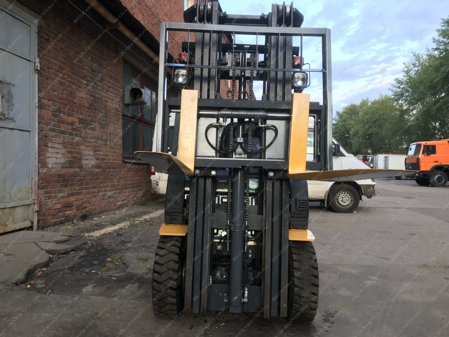 Komatsu FG15T-21 [5]