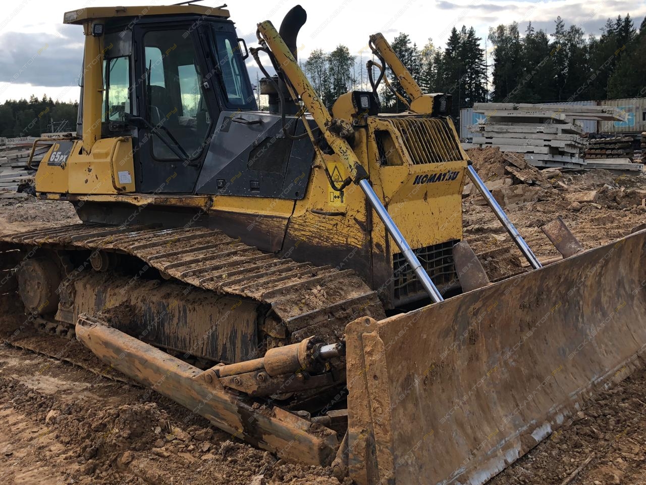 Komatsu D65PX-16 [10]