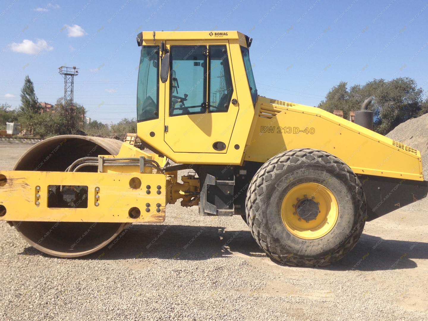 Bomag BW 213 D-40 [9]