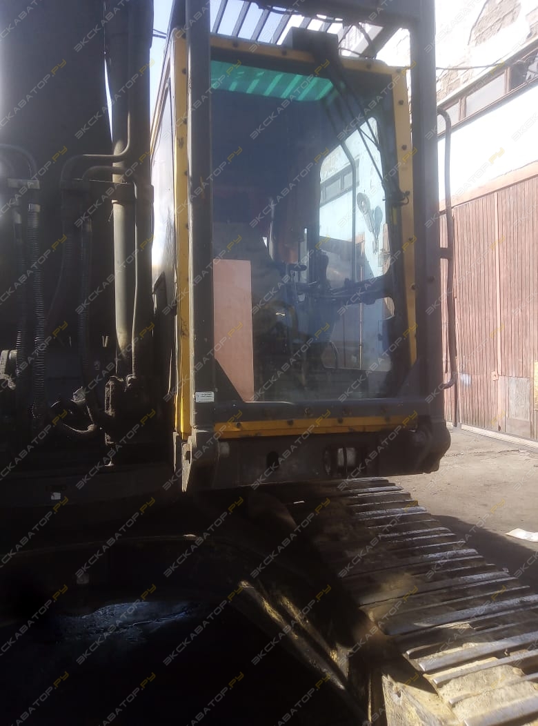 Volvo EC210B [15]