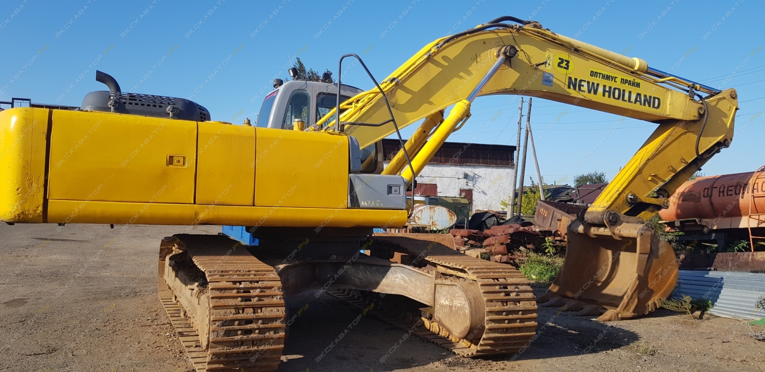 New Holland E385 [13]