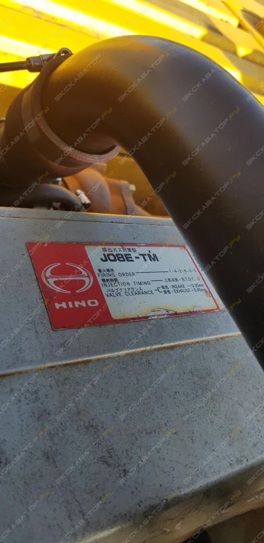 New Holland E385 [12]