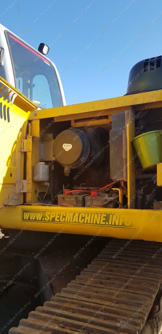 New Holland E385 [6]
