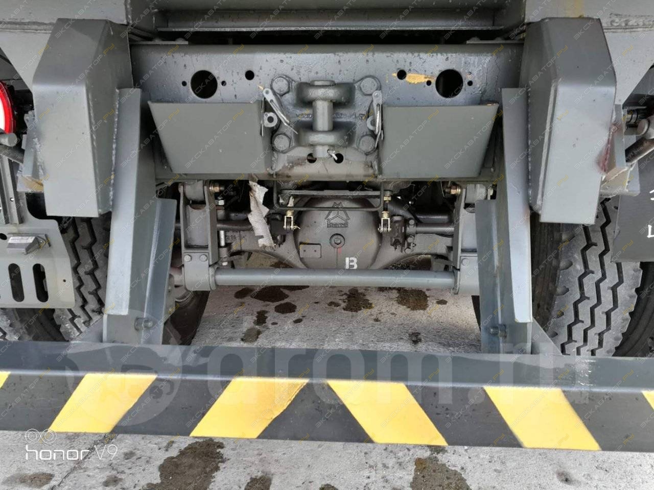 Howo ZZ3407S3867E [9]