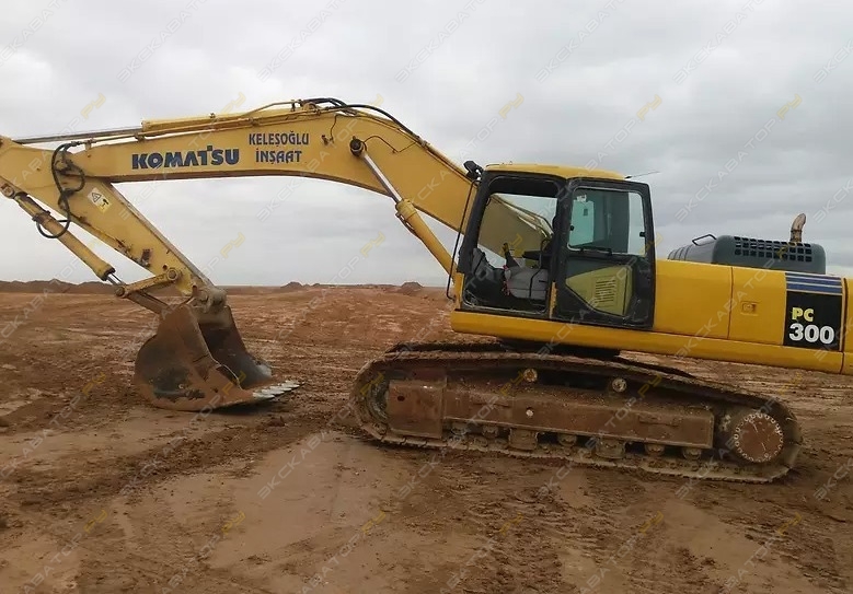 Komatsu PC300 [0]